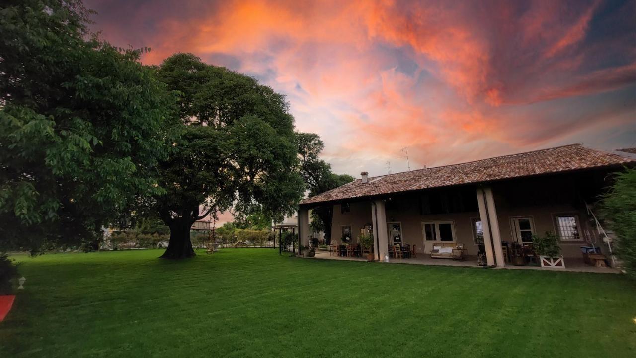 Garda Relais Antica Romelia Bed & Breakfast Монтикири Екстериор снимка