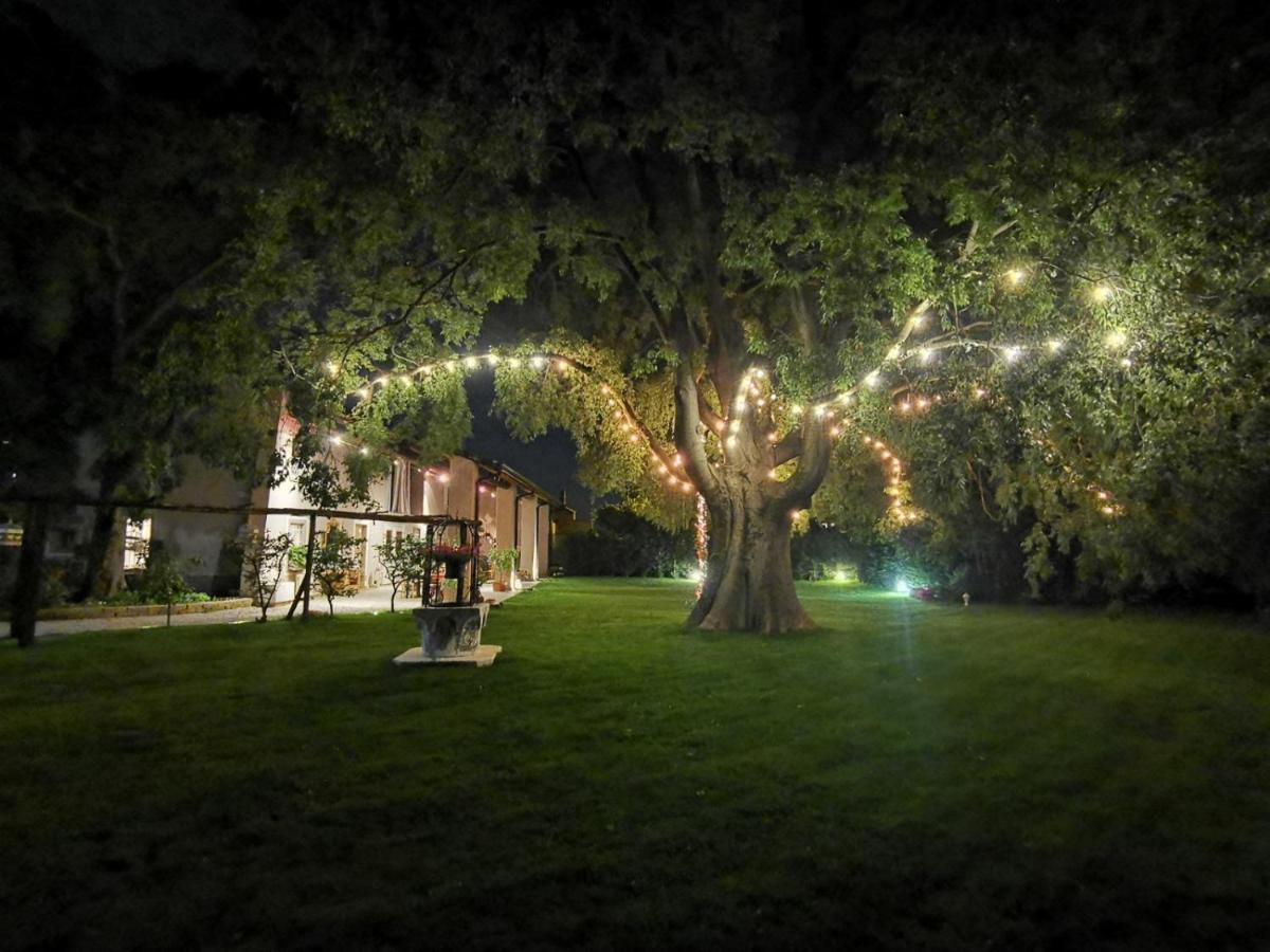 Garda Relais Antica Romelia Bed & Breakfast Монтикири Екстериор снимка