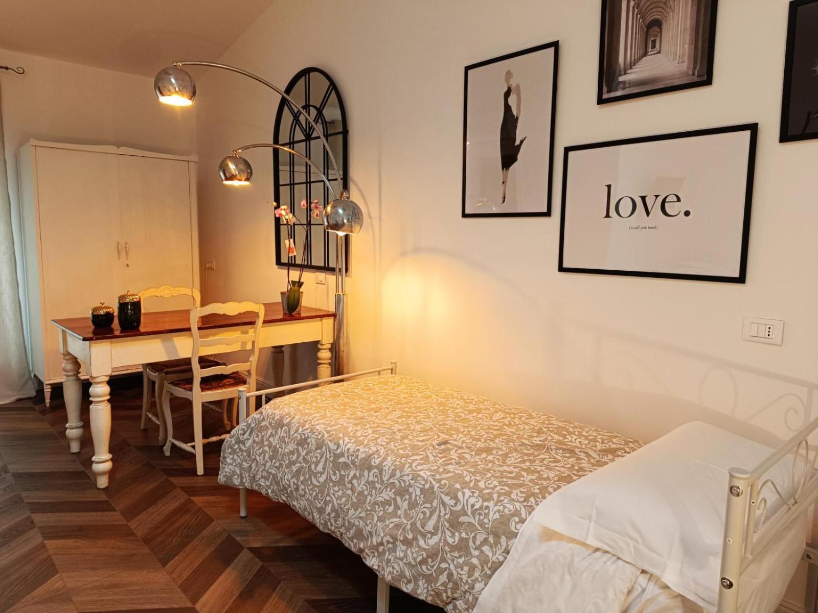 Garda Relais Antica Romelia Bed & Breakfast Монтикири Екстериор снимка
