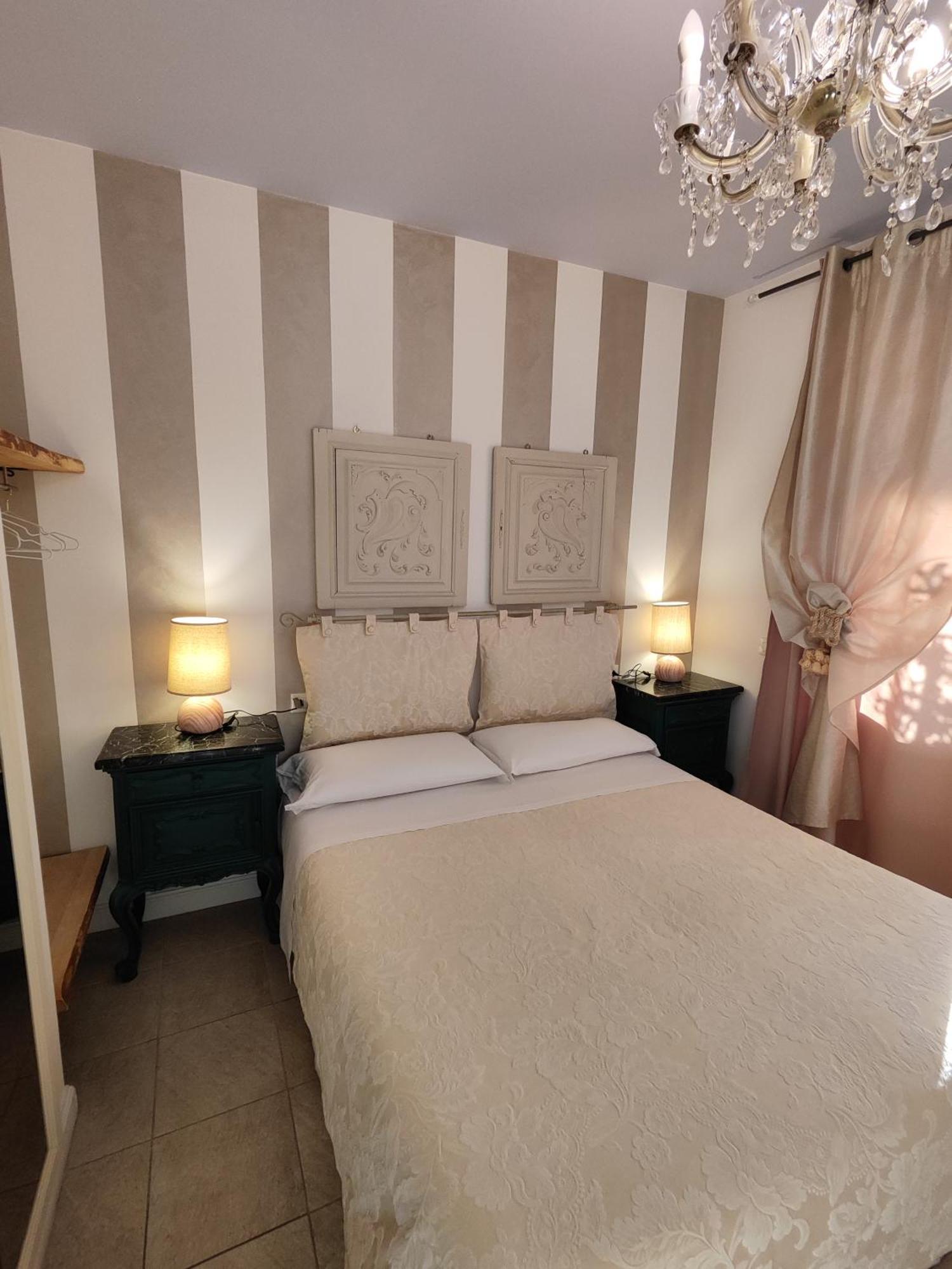 Garda Relais Antica Romelia Bed & Breakfast Монтикири Екстериор снимка