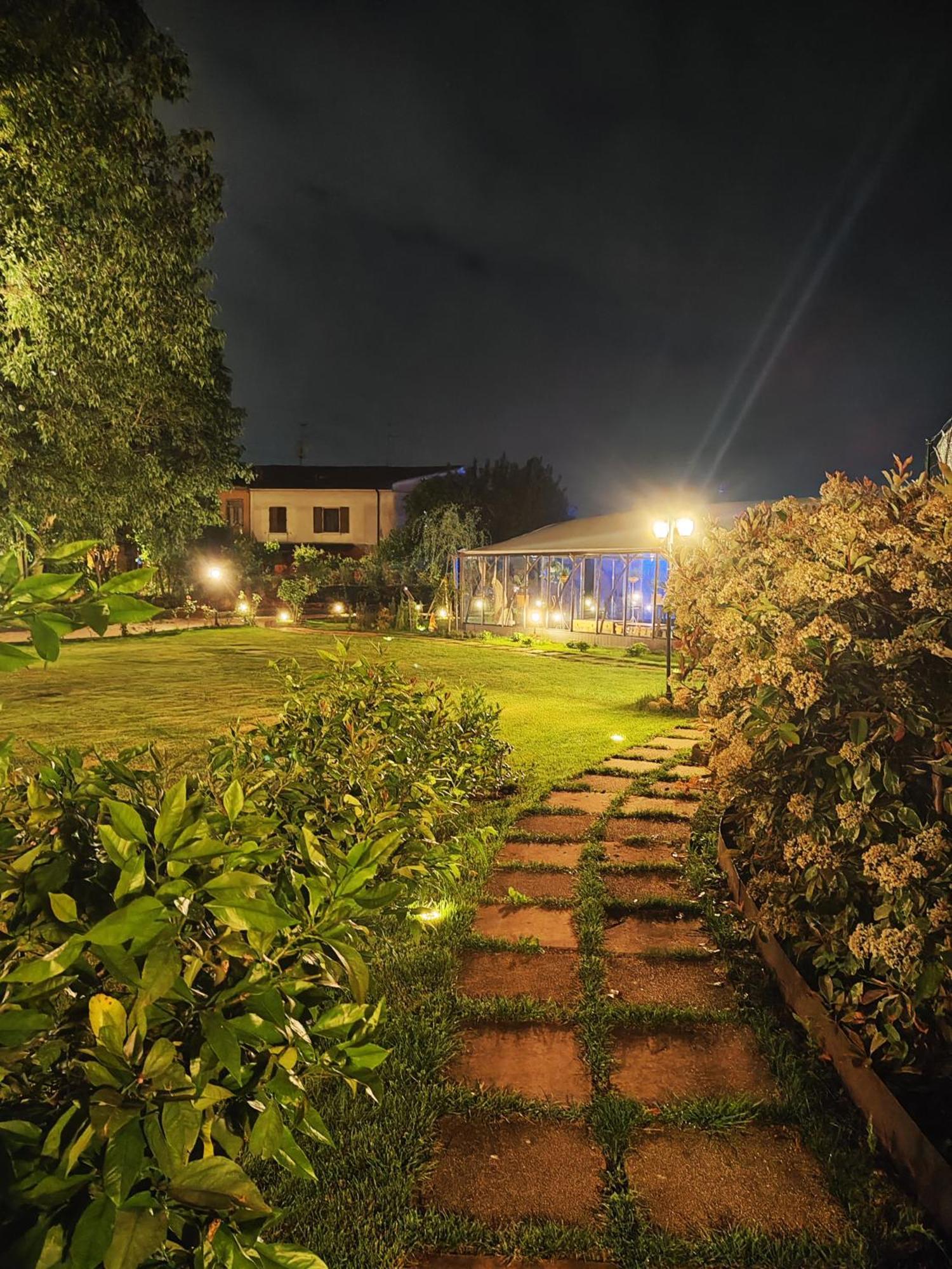 Garda Relais Antica Romelia Bed & Breakfast Монтикири Екстериор снимка